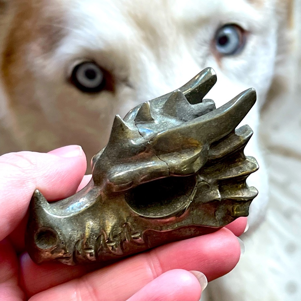 Wow! Carved pyrite gemstone dragon heads - Picture 4 of 7